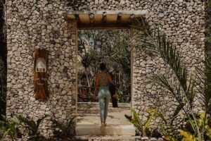 Laruga Yoga - Ashtanga Yoga Retreat - Tulum Mexico